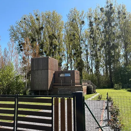 Au Fil De L'eau, Nature Holiday home *